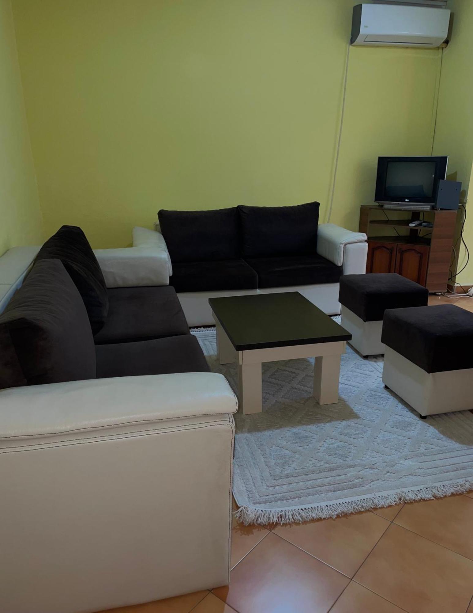 Central Apartment Шкодер Экстерьер фото